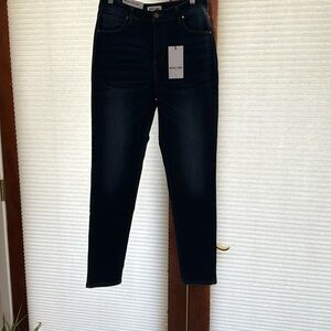 Black Label High Rise Classic Skinny 15 NWT